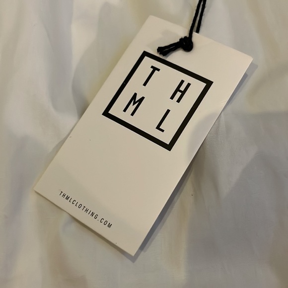 Cute ruffle spring color block dress - Picture 2 of 3